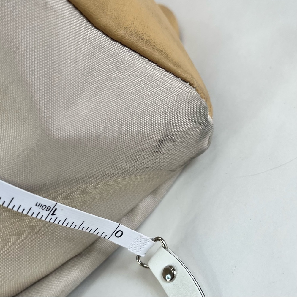 Tan Cream Tyler Rodan Bag Purse Large Pockets Magnette Closer Zipper Lined - Picture 16 of 16